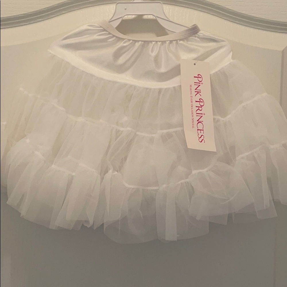NWT - Girls White Peticoat